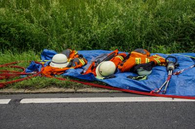 Waldenbuch: Frontalzusammenstoss fordert zwei Tote, eine schwerverletzte sowie eine leichtverletzte Person 